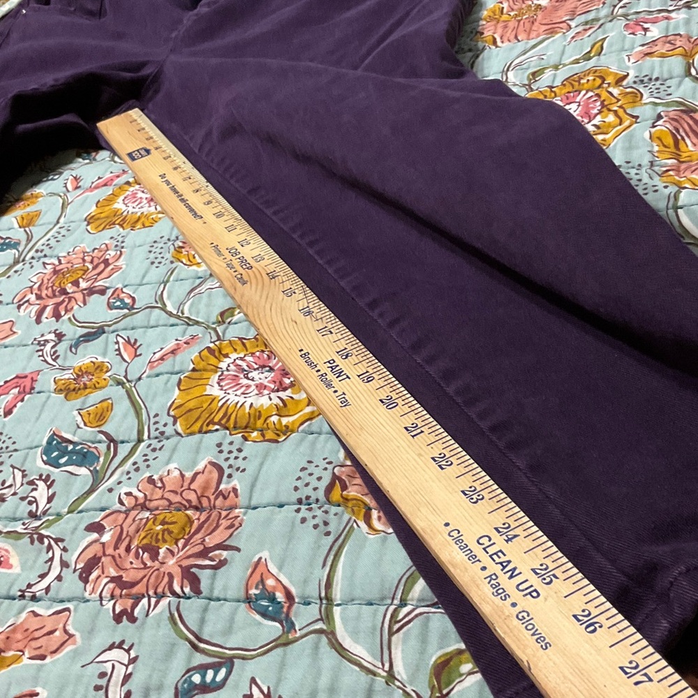 Gloria Vanderbilt Straight Leg Women's Jeans in Deep Purple - Picture 9 of 11